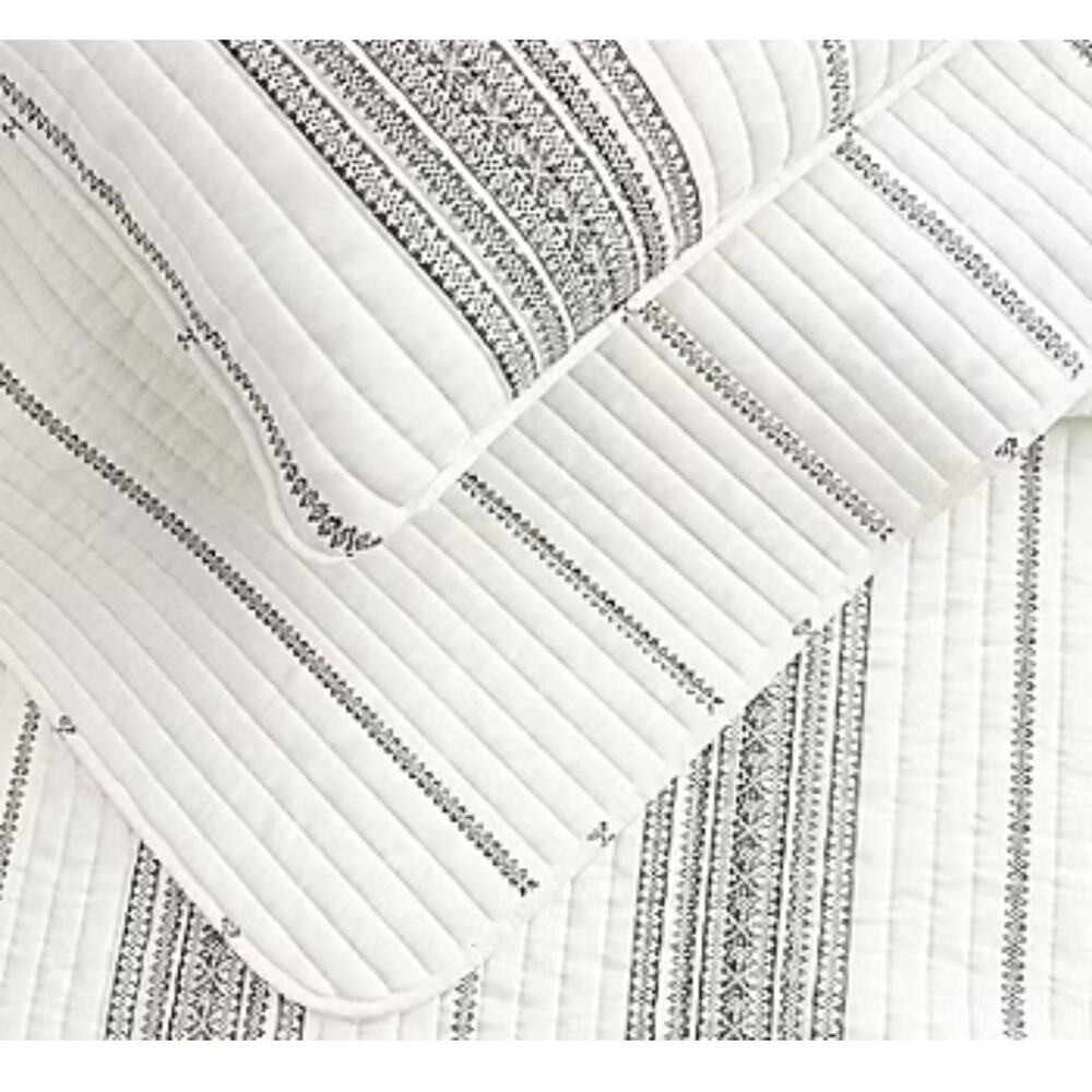 Liberty Farmhouse Stripe Reversible Quilt Set King Size - Picture 2 of 5